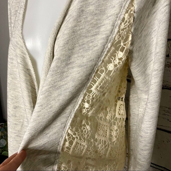 NWT Gray Abercrombie & Fitch cardigan - Picture 7 of 7